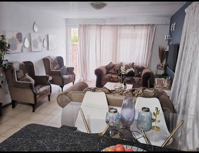 2 BEDROOM PROPERTY TO RENT IN EDLEEN